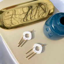 Load image into Gallery viewer, Olivia - white