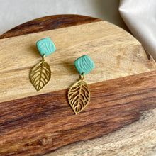Load image into Gallery viewer, Leaf Dangles
